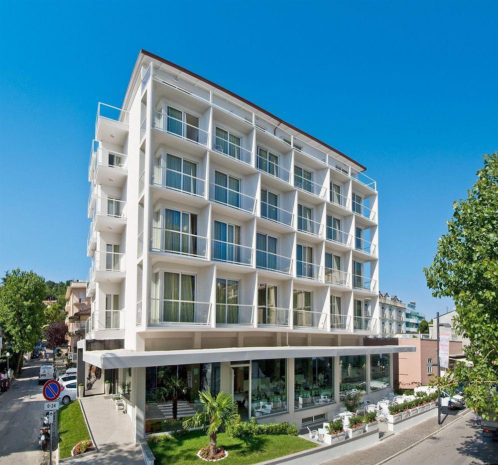 גביצ'ה מארה Hotel Atlantic & Spa מראה חיצוני תמונה